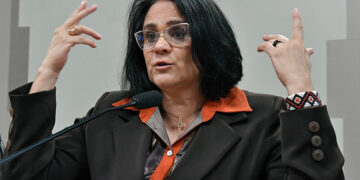 CDH debate direitos humanos e desenvolvimento dos povos indígenas — Senado Notícias