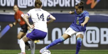 Em 1º amistoso do ano, seleção feminina perde por 2 a 0 para os EUA