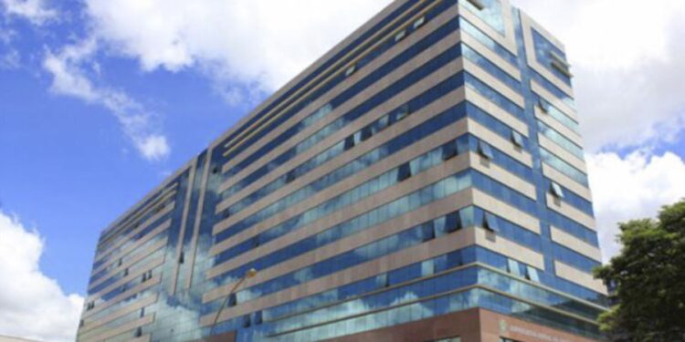 AGU oficia Google e Apple contra apps falsos sobre o Imposto de Renda