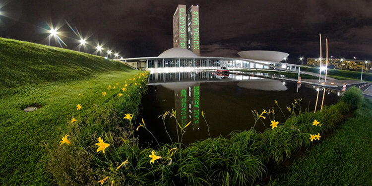 Projeção de frase no Congresso homenageará vítimas do hololocausto — Senado Notícias