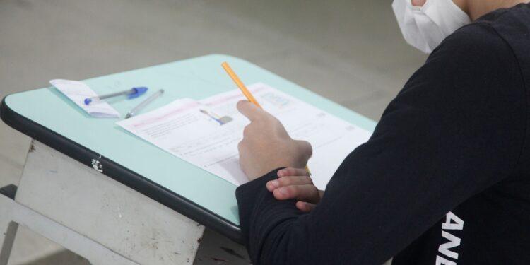 Instituto oferece bolsa de R$ 900 para medalhistas da OBMEP
