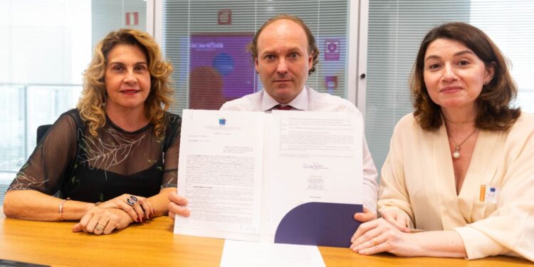 Ibama faz acordo com Fundação Bunge para fortalecer brigadas indígenas