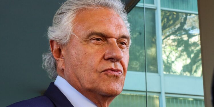 TRE-GO afasta inelegibilidade do governador Ronaldo Caiado