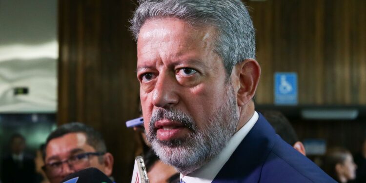 Isenção IR: Lira é relator e PP quer piso de compensação em R$ 150 mil