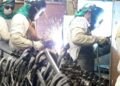 Indústria cai 0,1% em fevereiro e soma 5 meses sem crescimento