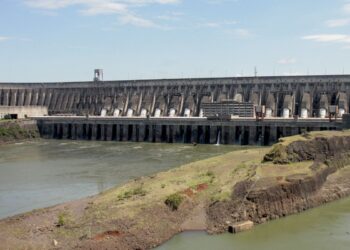 Itaipu registra saldo positivo de US$ 680 milhões em 2024