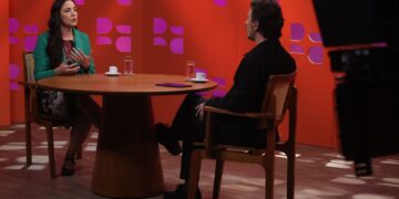 DR com Demori: jornalista detalha investigação sobre família Bolsonaro