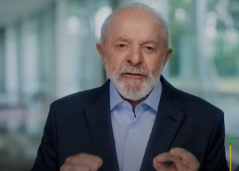 Lula viaja à China em maio para novo encontro com Xi Jinping