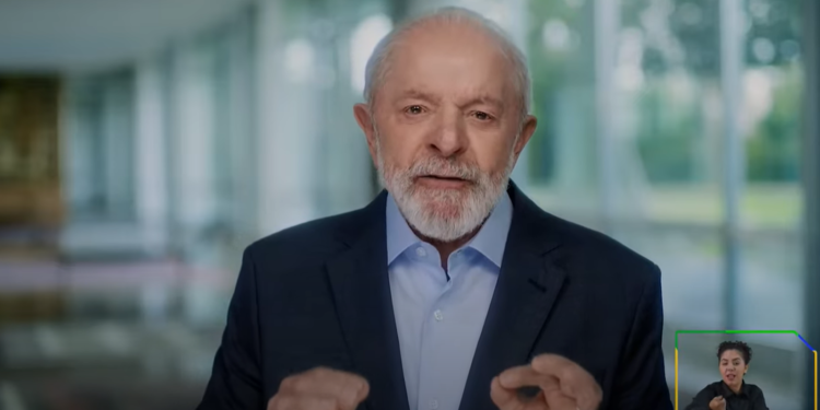 Lula viaja à China em maio para novo encontro com Xi Jinping