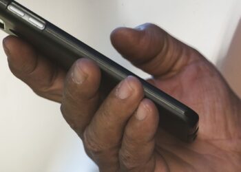 Anatel: nove em cada dez brasileiros têm acesso à telefone celular