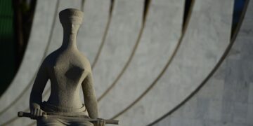 STF rejeita recursos de deputados do PL que viraram réus