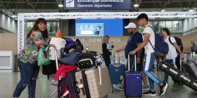 Aeroportos da Infraero devem receber 115 mil passageiros no feriadão