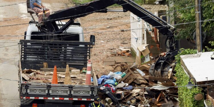 RS repassa verbas diretamente a municípios para contenção de cheias