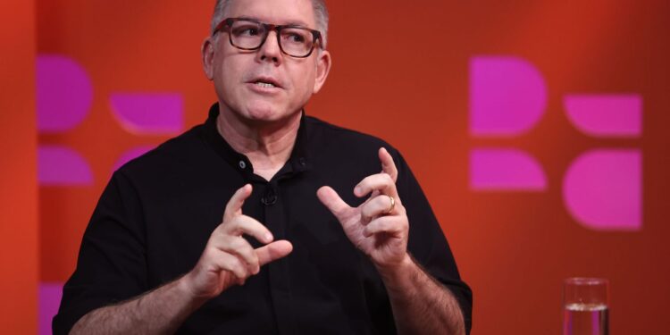 Cristianismo se afasta da mensagem de Jesus, diz pastor Ed René Kivitz