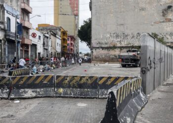 Moraes rejeita ação do PSOL contra muro na Cracolândia em São Paulo