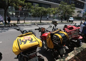 TJ-SP rejeita ação para liberar serviço de mototáxi