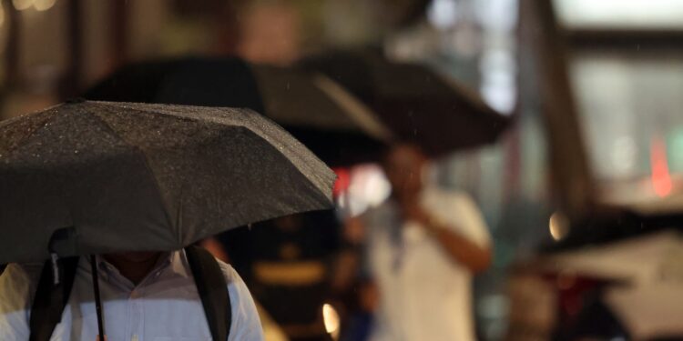 Defesa Civil alerta para tempestades na capital e litoral de São Paulo