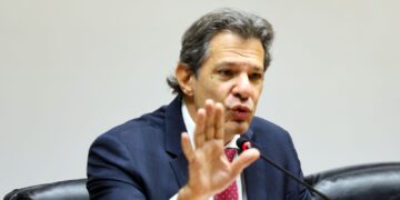 Haddad: Brasil tem “caixa-preta” de R$ 800 bi em renúncias fiscais