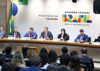 Governo padroniza alíquotas do IOF para arrecadar R$ 20,5 bilhões