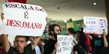 Trabalhadores pressionam por debate da redução da jornada no Congresso