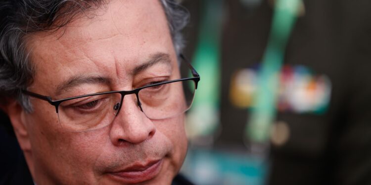 Greve nacional na Colômbia pede reforma trabalhista