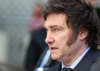 Milei supera direita tradicional em berço político de ex-presidente