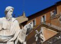 Instalada na Capela Sistina chaminé que anunciará o novo papa