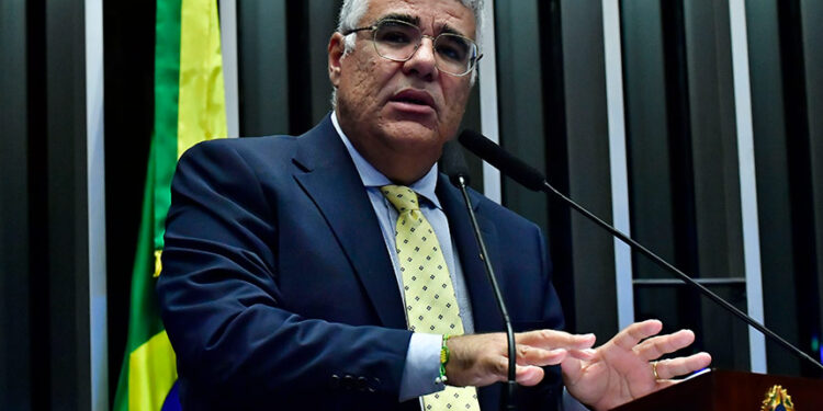 Girão pede CPI no INSS e sugere influência de parentes de Lula e Lewandowski — Senado Notícias