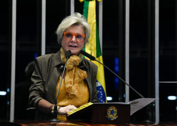 Buzetti cobra urgência na implantação de cadastro nacional de pedófilos — Senado Notícias