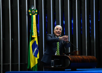 Girão defende proibição de bets e diz que Supremo não deve interferir na CBF — Senado Notícias