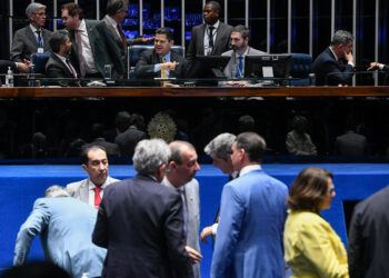 Licenciamento ambiental pode destravar o país, dizem senadores — Senado Notícias