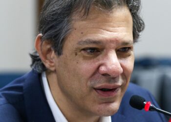 Haddad viaja à Califórnia para buscar investimentos em data centers