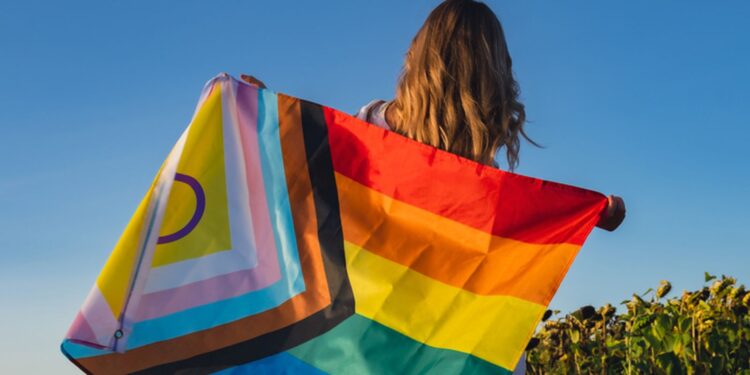Há 35 anos, OMS deixava de considerar homossexualidade uma doença