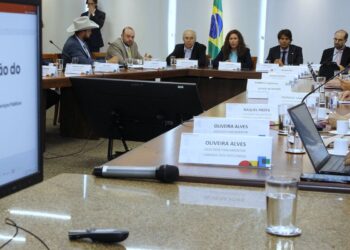 Grupo de trabalho começa debates sobre reforma administrativa no país