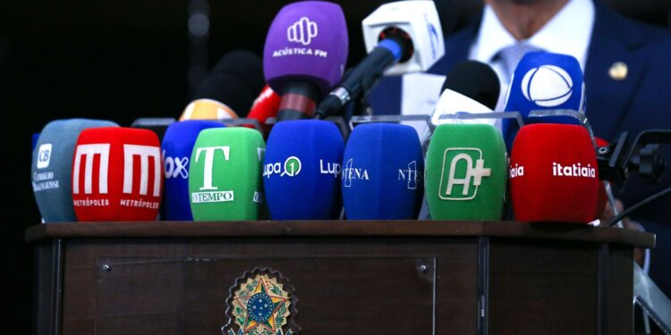 Fenaj: violência contra jornalistas cai, mas tem patamar preocupante