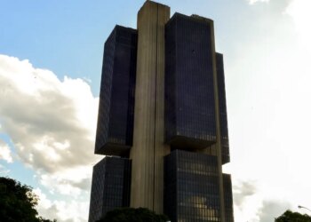 Entidades do setor produtivo criticam aumento da Selic