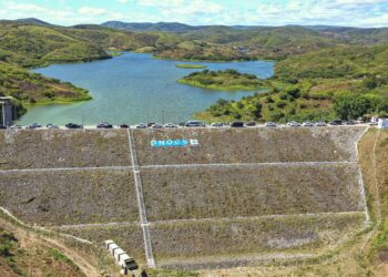 Distrito no CE espera água do São Francisco para fim da seca e plantar