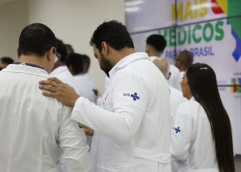 Inscrições para bolsas integrais do Mais Médicos vão até 6 de junho