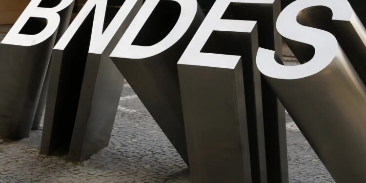 BNDES lucra R$ 5,6 bi no primeiro trimestre de 2025, alta de 7,3%