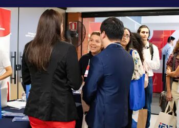 Feira de Recrutamento das Empresas Chinesas oferece vagas de trabalho