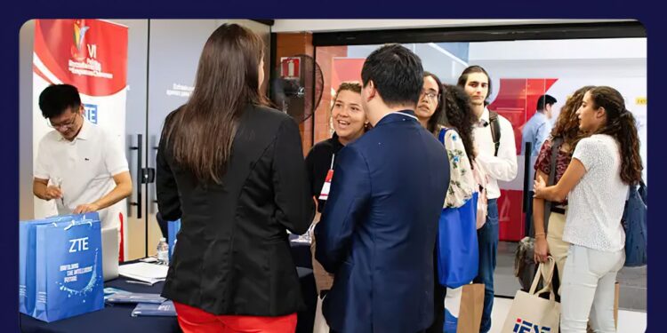 Feira de Recrutamento das Empresas Chinesas oferece vagas de trabalho