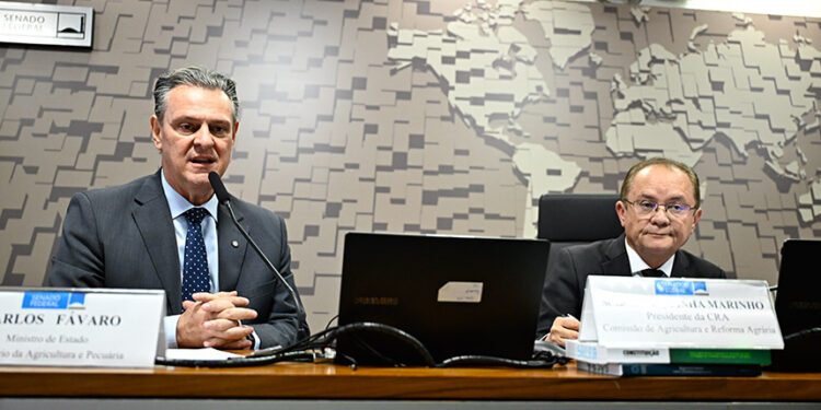 Ministro da Agricultura garante segurança da defesa sanitária para controlar gripe aviária — Senado Notícias