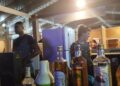 Produção de cachaça tem crescido, mas setor lamenta preconceito