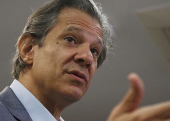 Haddad apresenta a Lula novas medidas fiscais para cumprir meta