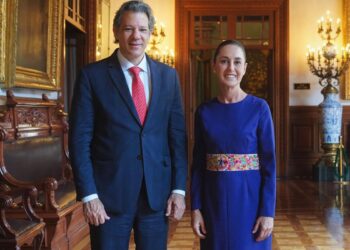 Haddad conversa com presidenta do México sobre relações econômicas