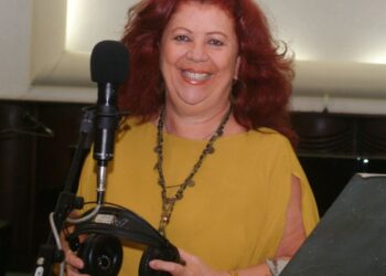 Beth Carvalho é homenageada no programa Samba na Gamboa, da TV Brasil