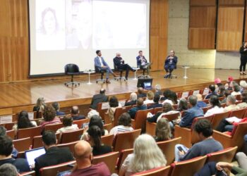 Emissoras públicas defendem protagonismo mundial contra desinformação Agência Brasil