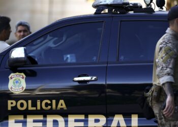 Operação da PF investiga evasão de divisas e lavagem de dinheiro