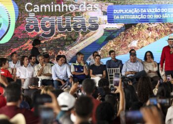 São Francisco: Lula autoriza duplicação de bombeamento do Eixo Norte