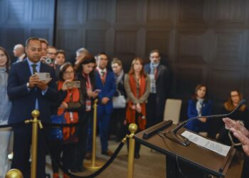 Com Putin, Lula reforça posição em atuar por fim da guerra na Ucrânia